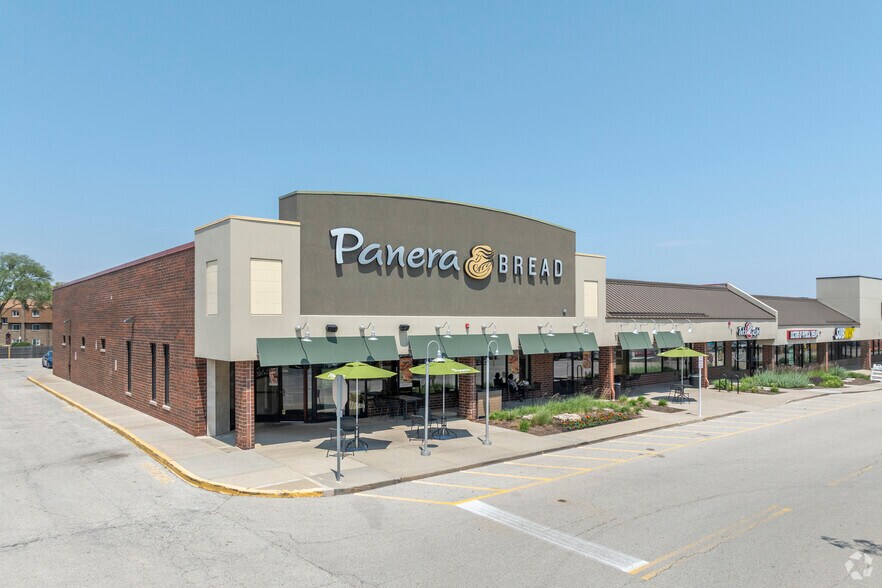 Primary Photo Of 20 Biesterfield Rd, Elk Grove Village Freestanding For Lease