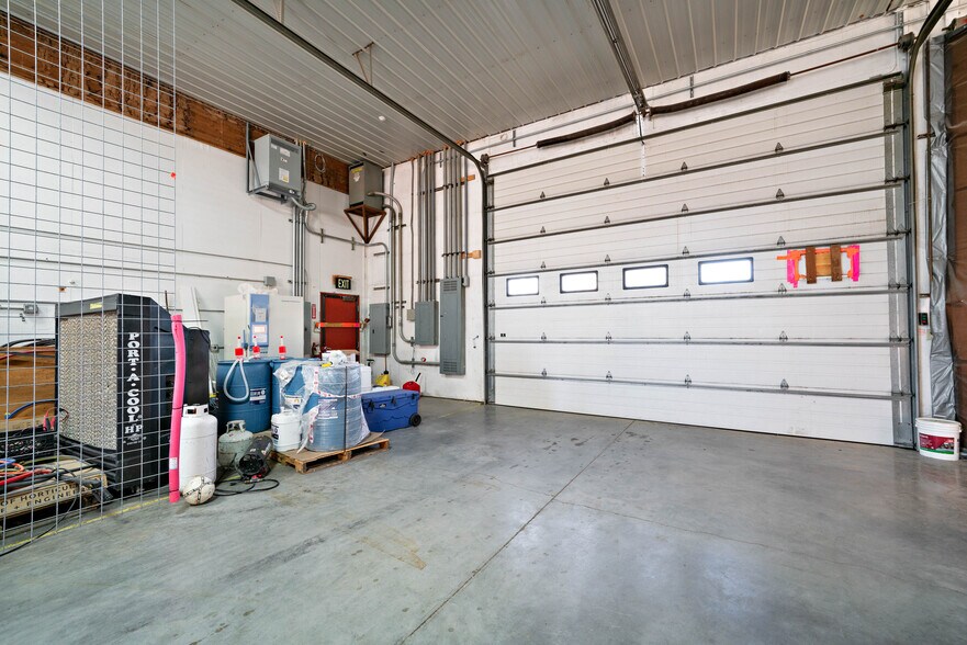 More Photos Of 7795 Thorpe Rd, Bozeman Industrial For Sale