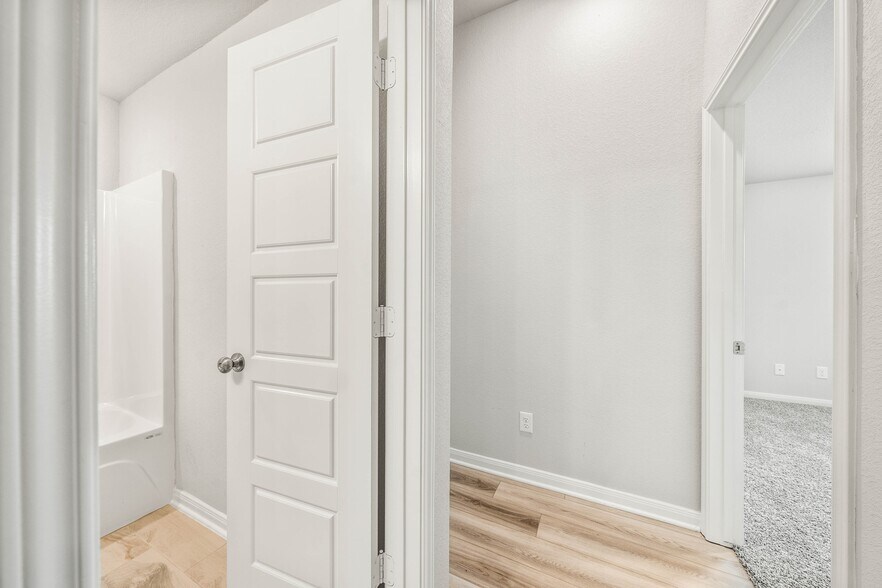 More Photos Of 4020 Centerfire Rd, Waco Apartments For Sale