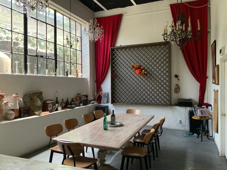 More Photos Of 2817-2827 Main St, Santa Monica Loft Creative Space For Lease