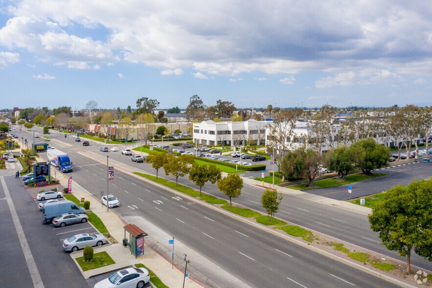 More Photos Of 4281 Katella Ave, Los Alamitos Medical For Lease