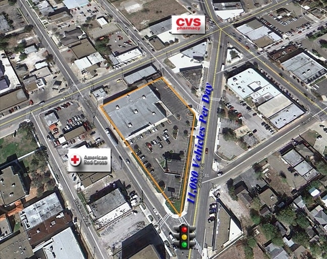 More Photos Of 1737 S Staples St, Corpus Christi Freestanding For Lease