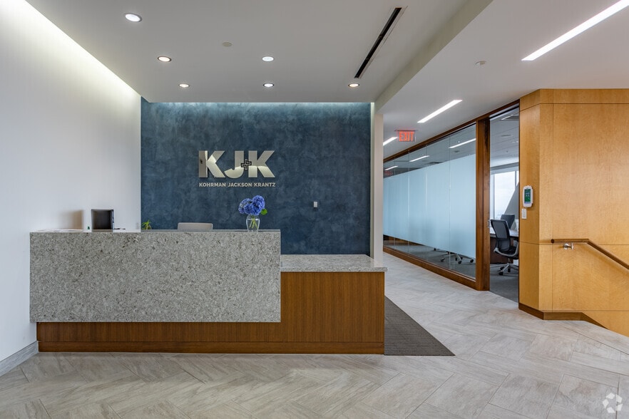 More Photos Of 1375 E 9th St, Cleveland Office For Lease