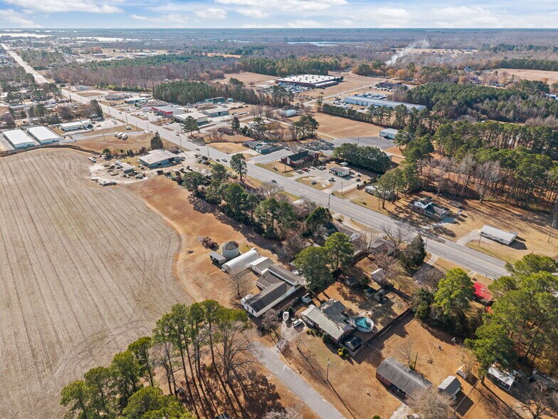 More Photos Of 2034 W 5th St, Washington Showroom For Sale