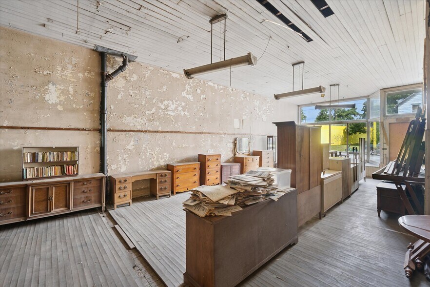 More Photos Of 5505 Lorain Ave, Cleveland Storefront Retail Residential For Sale