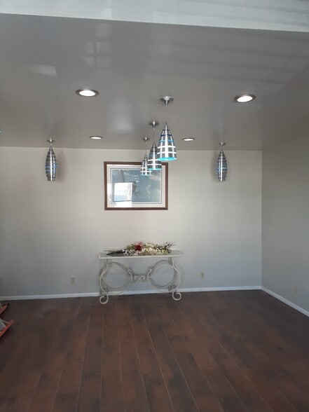 More Photos Of 1019 Vandalia St, Collinsville Office For Lease