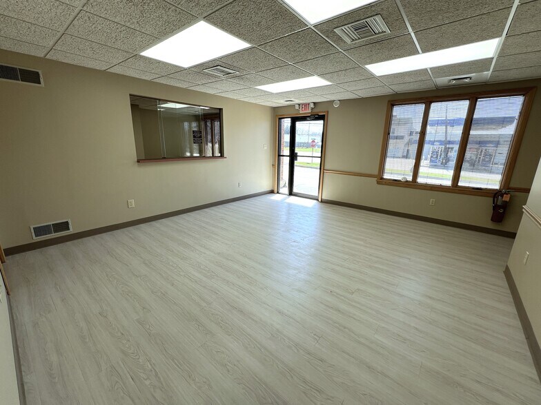 More Photos Of 155 Mount Pleasant Rd, West Newton Medical For Lease