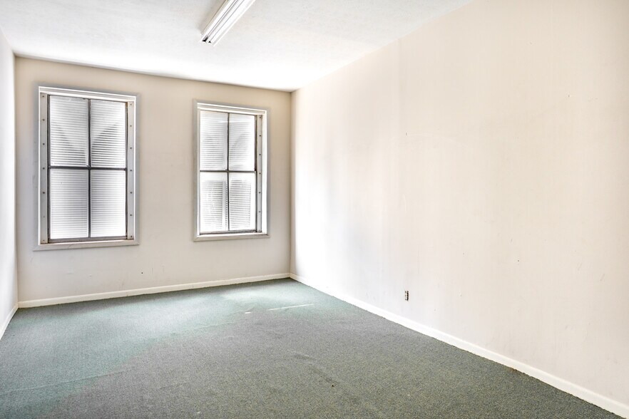 More Photos Of 1324 E 7th Ave, Tampa Restaurant For Sale