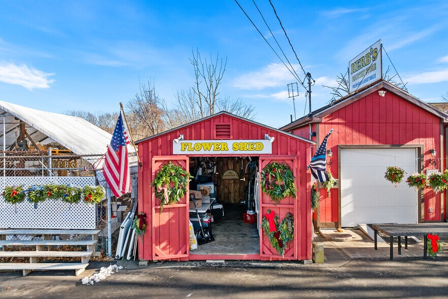 More Photos Of 1105 Route 32, Uncasville Freestanding For Sale