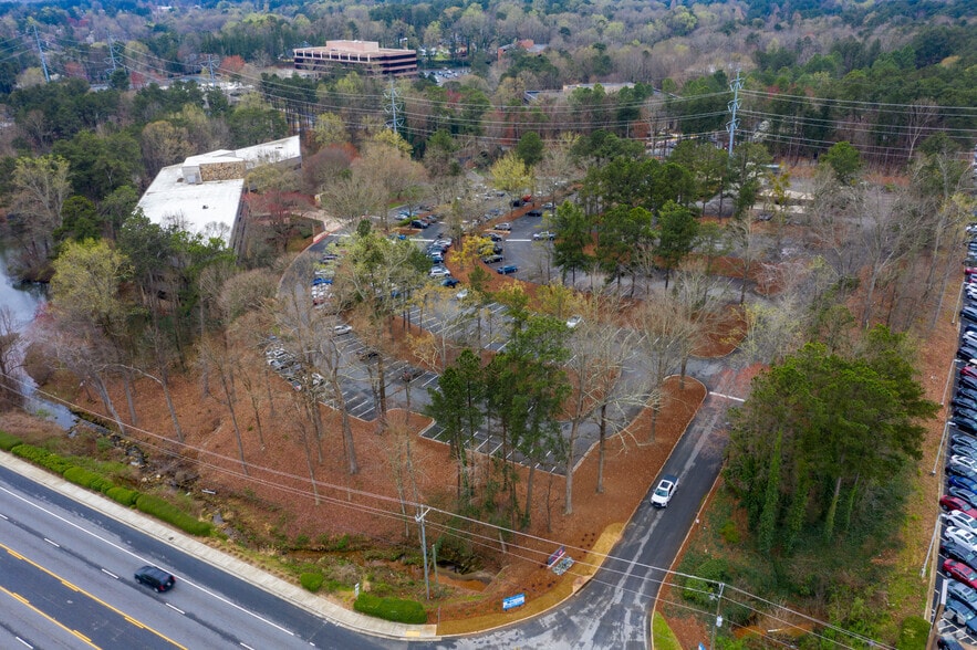 More Photos Of 2400 Lake Pky, Smyrna Apartments For Lease