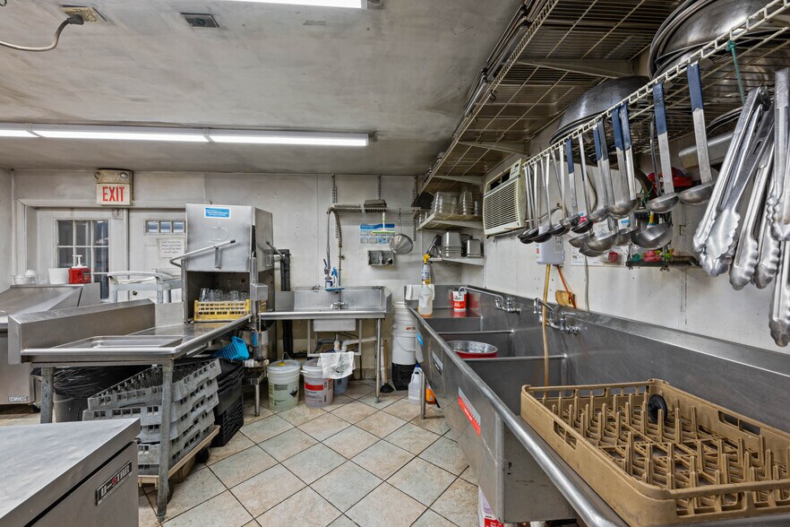 More Photos Of 122 Main St, Charlestown Restaurant For Sale