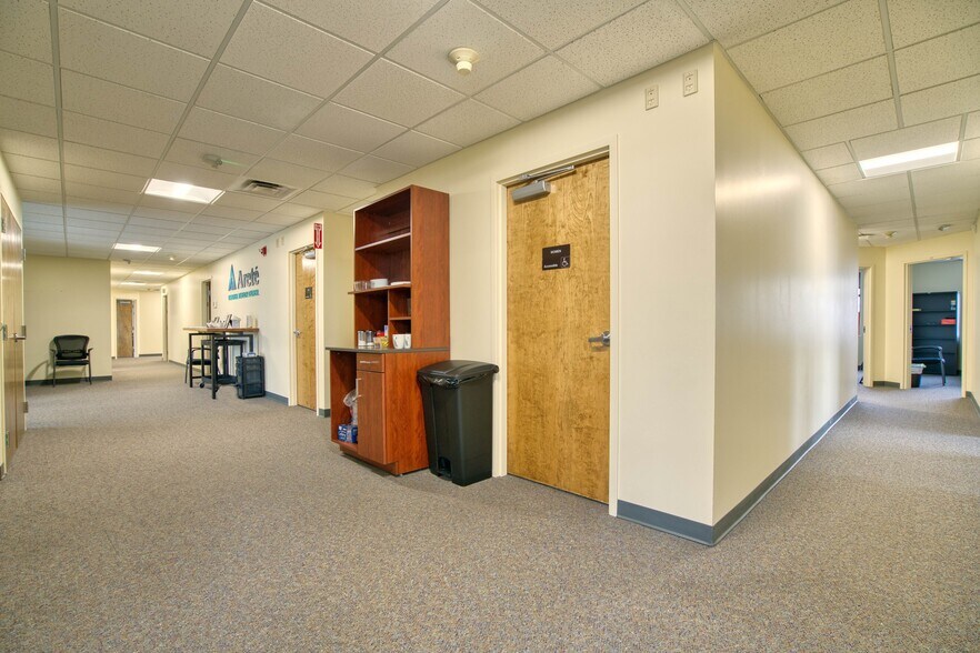 More Photos Of 1110 Boston Ave, Longmont Research And Development For Sale