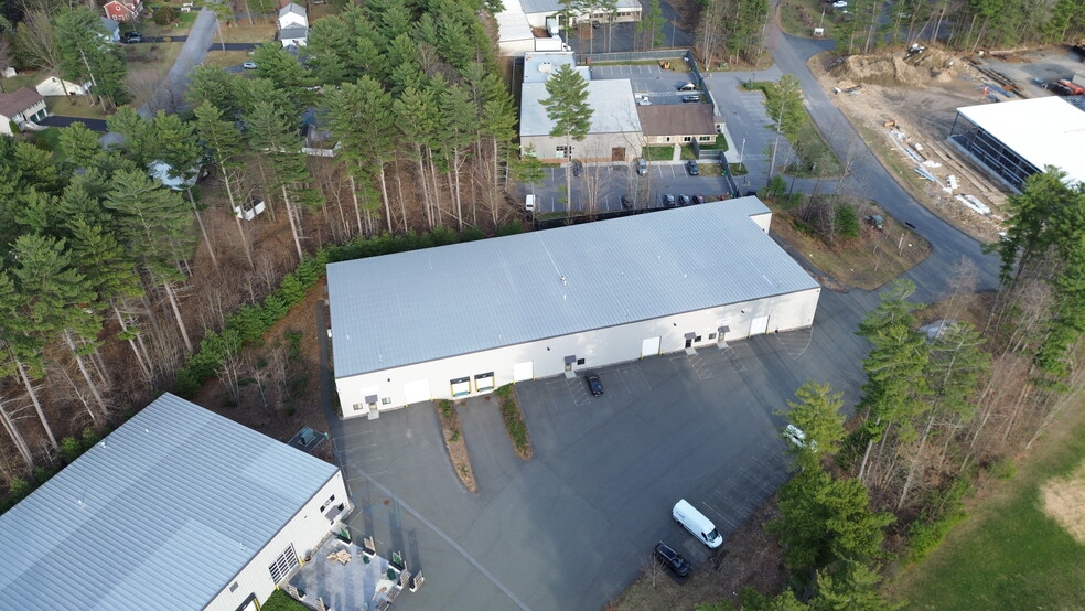 More Photos Of 9 Old Stonebreak Rd, Malta Warehouse For Lease