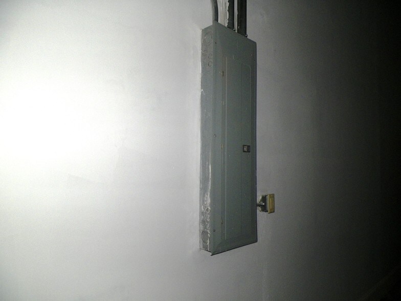 More Photos Of 301 Harris Ave, Providence Storefront For Sale