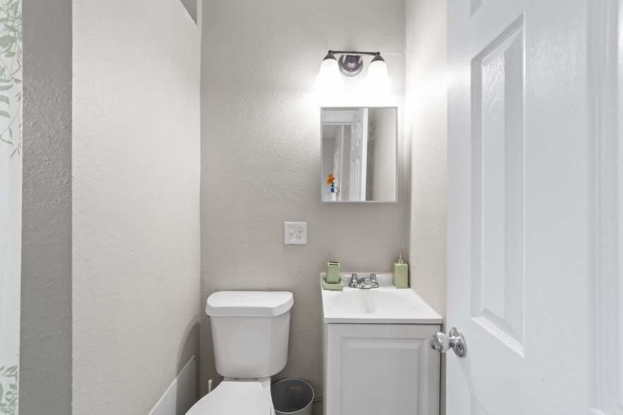 More Photos Of 11118 Clifton Blvd, Cleveland Apartments For Sale