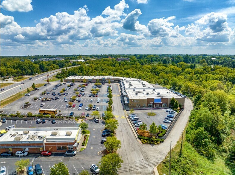 More Photos Of 150-198 Frankfort Rd, Shelbyville General Retail For Sale