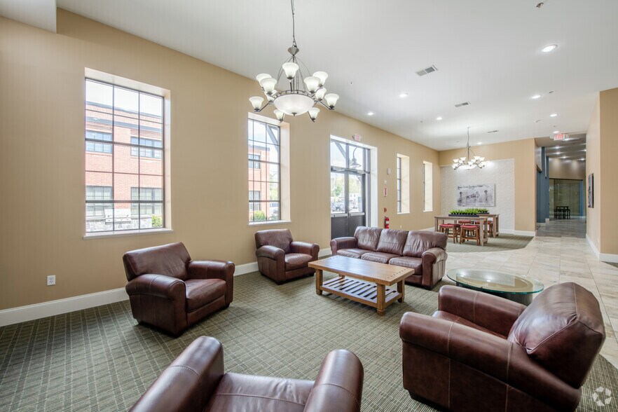 More Photos Of 12 Eagle St, Providence Apartments For Lease