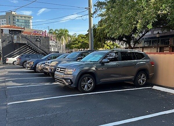 More Photos Of 1515 Broadway, Fort Myers Office For Sale