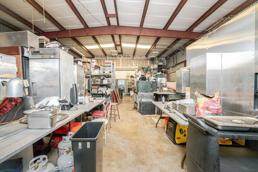 More Photos Of 23064 Harbor View Rd, Port Charlotte Warehouse For Sale