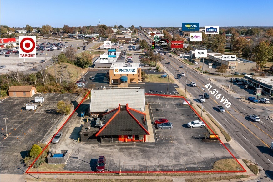 More Photos Of 15069 Manchester Rd, Ballwin Restaurant For Lease