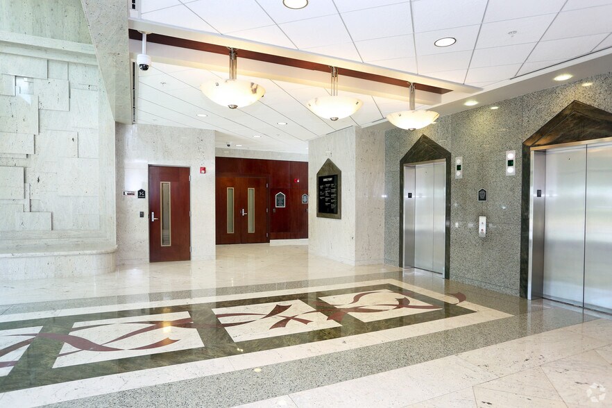 More Photos Of 1250 S Tamiami Trl, Sarasota Medical For Lease
