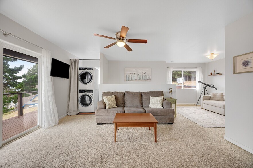 More Photos Of 129 Lower Pacific Dr, Whitethorn General Retail For Sale