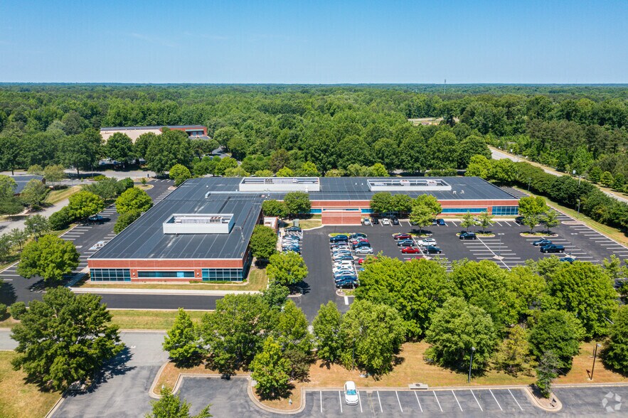 Primary Photo Of 8831 Park Central Dr, Richmond Office For Lease