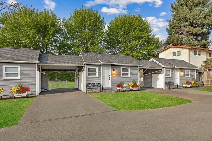 More Photos Of 13301 56th Ave S, Seattle Apartments For Sale