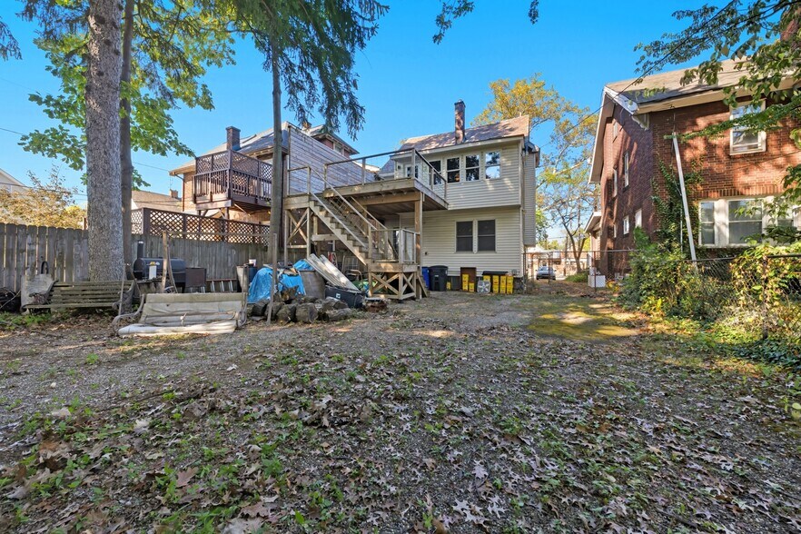 More Photos Of 12406 Larchmere Blvd, Cleveland General Retail For Sale