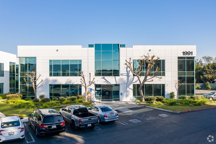 Primary Photo Of 1977 W 190th St, Torrance Unknown For Sale