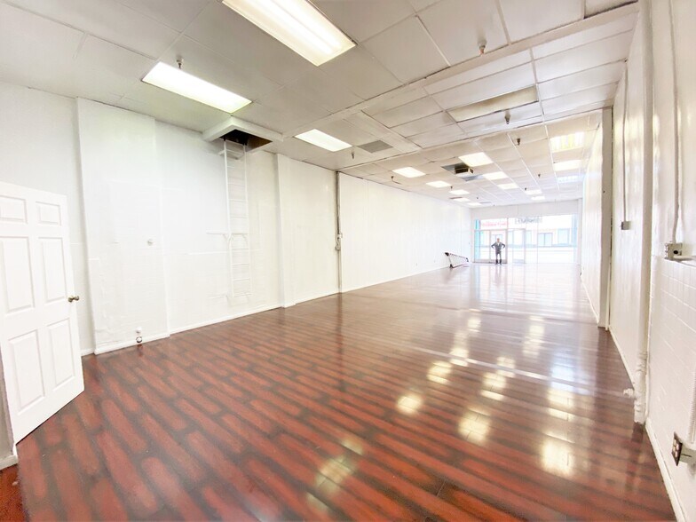 More Photos Of 248-260 S Broadway, Los Angeles General Retail For Sale