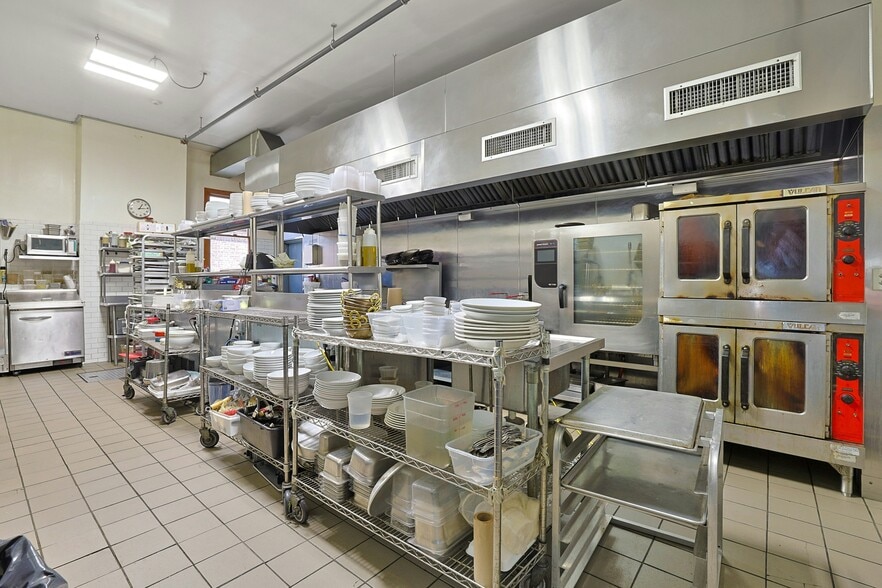 More Photos Of 2 Union St, Sparkill Storefront For Sale