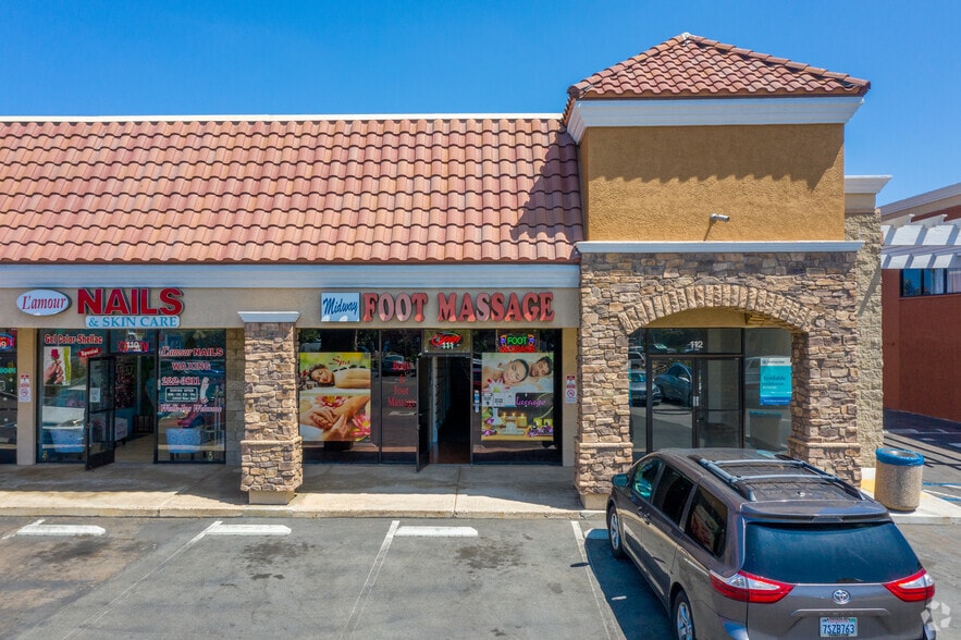 More Photos Of 3164-3194 Midway Dr, San Diego Storefront For Lease