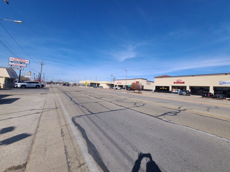 More Photos Of 1115 W Veterans Memorial Blvd, Killeen Auto Dealership For Lease