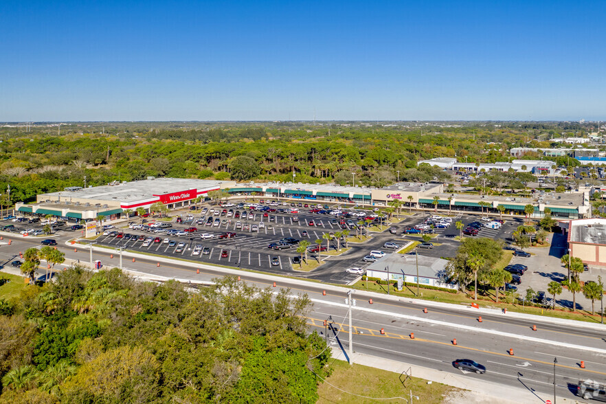 Primary Photo Of 4901-4981 S US Highway 1, Fort Pierce Unknown For Lease