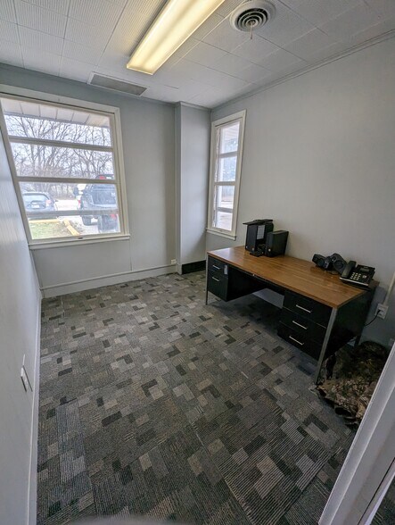 More Photos Of 4530 N 25th St, Terre Haute Warehouse For Sale