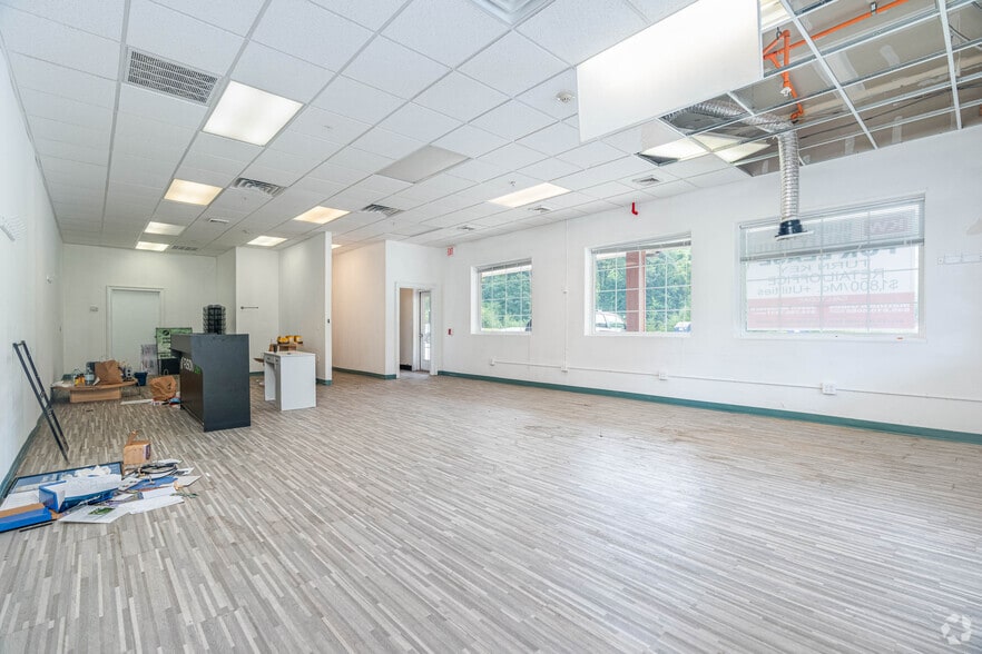 More Photos Of 22 US Highway 6, Port Jervis General Retail For Lease