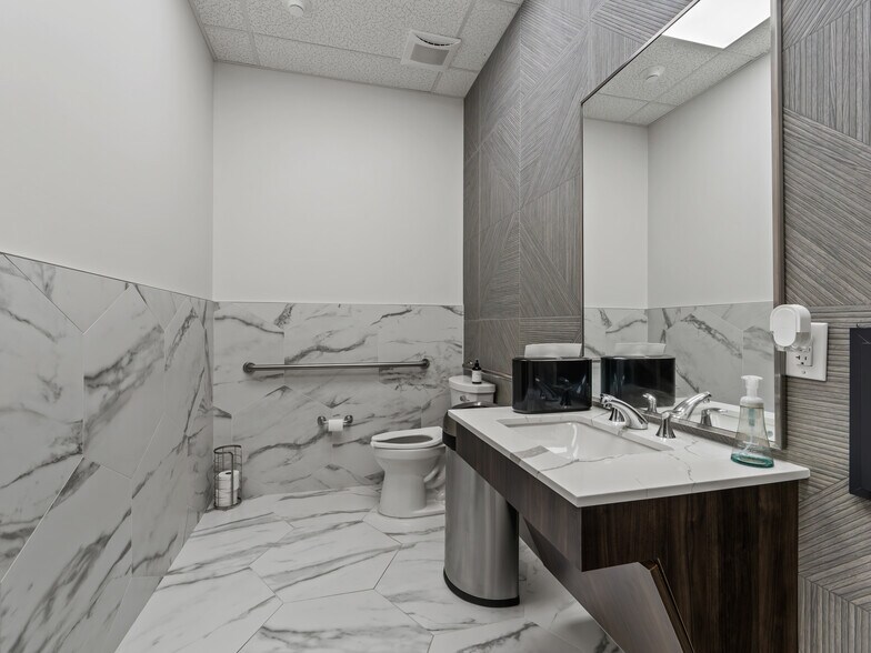 More Photos Of 3112 Capital Way, Fort Worth Medical For Lease