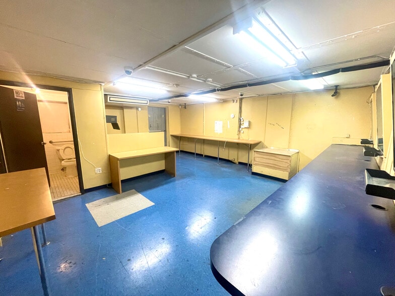 More Photos Of 359 Nostrand Ave, Brooklyn Office For Lease