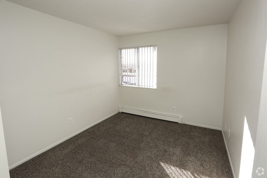 More Photos Of 2025 Jerry Murphy Rd, Pueblo Apartments For Sale