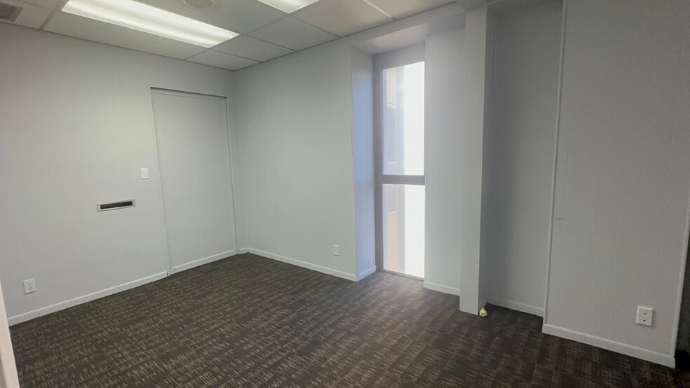 More Photos Of 1771 N State Road 7, Fort Lauderdale Loft Creative Space For Sale