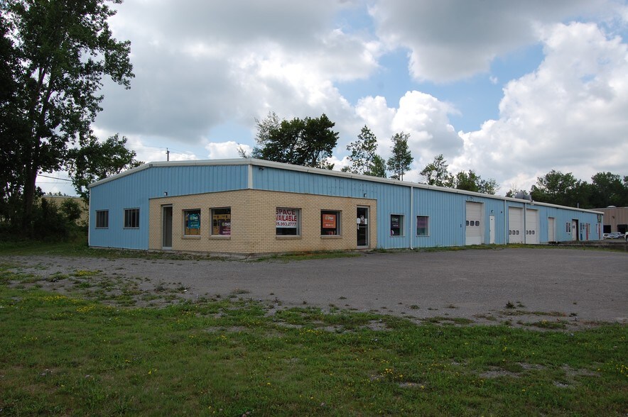 More Photos Of 8 Apollo Dr, Batavia Warehouse For Sale