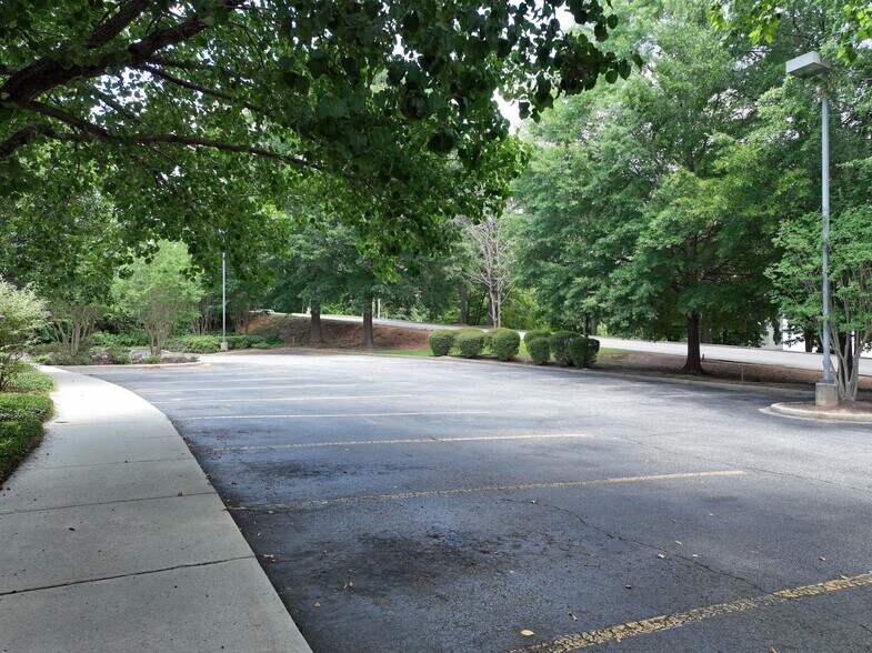 More Photos Of 5195 Fernandina Rd, Harbison Restaurant For Sale