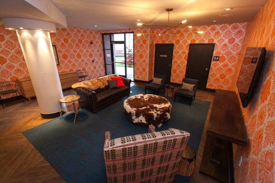 More Photos Of 901 N Sherman St, Denver Apartments For Lease