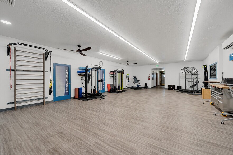 More Photos Of 9330 4th St, Bay City Medical For Sale