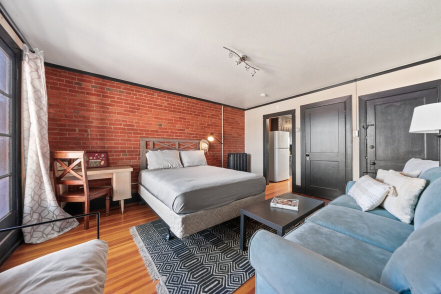More Photos Of 114 Colorado Ave, Pueblo Apartments For Sale