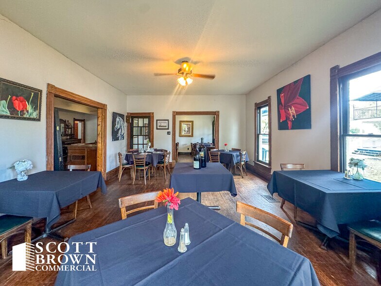 More Photos Of 821 N Locust St, Denton Restaurant For Sale