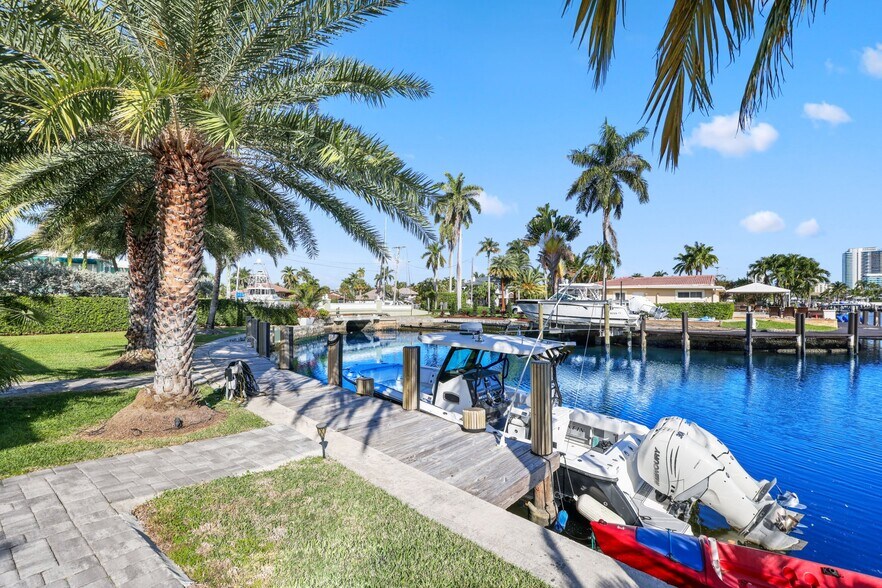 More Photos Of 830 SE 22nd Ave, Pompano Beach Apartments For Sale
