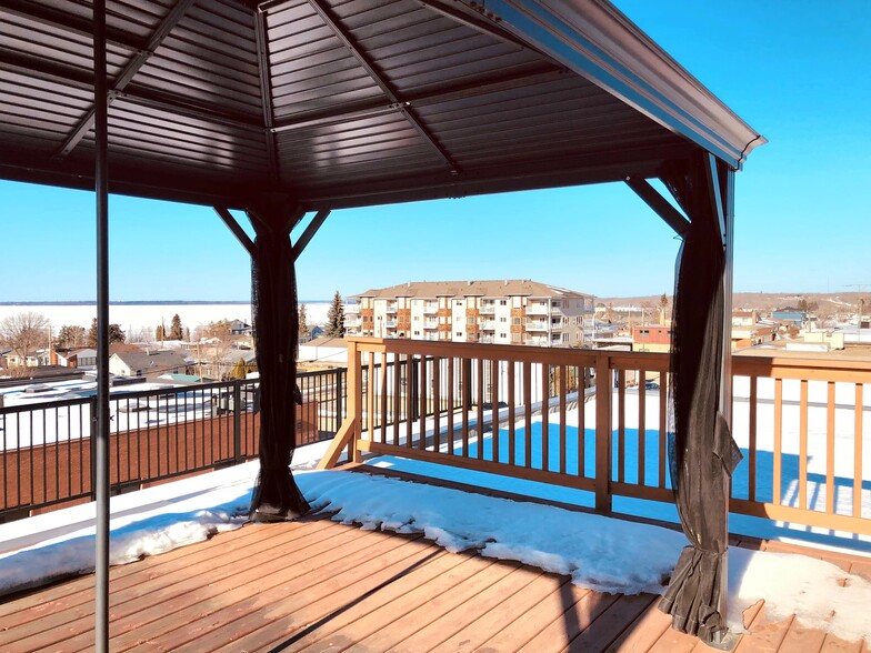 More Photos Of 10117 102, Lac La Biche Storefront Retail Residential For Sale