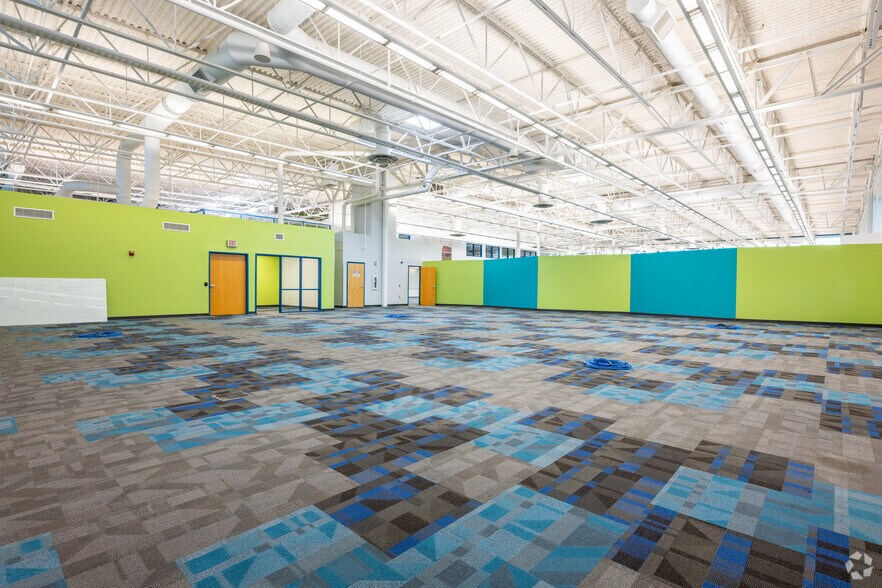 More Photos Of 119 Cane Creek Blvd, Danville Warehouse For Lease